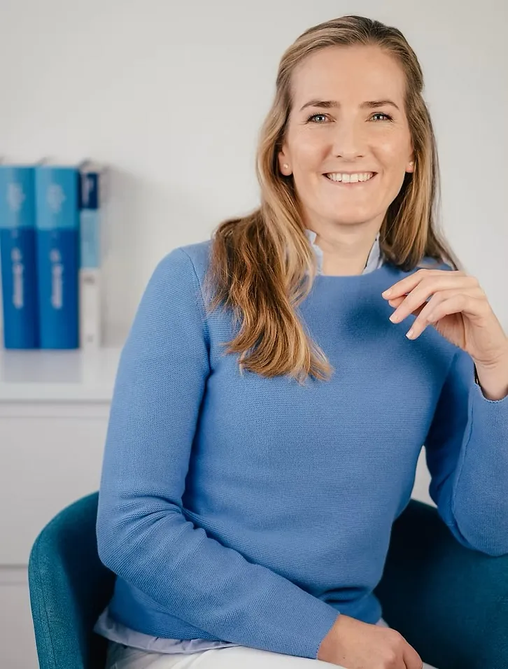 Dr. Anne Roggenkamp